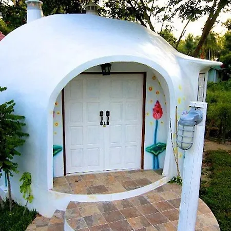 Nice Moon Resort